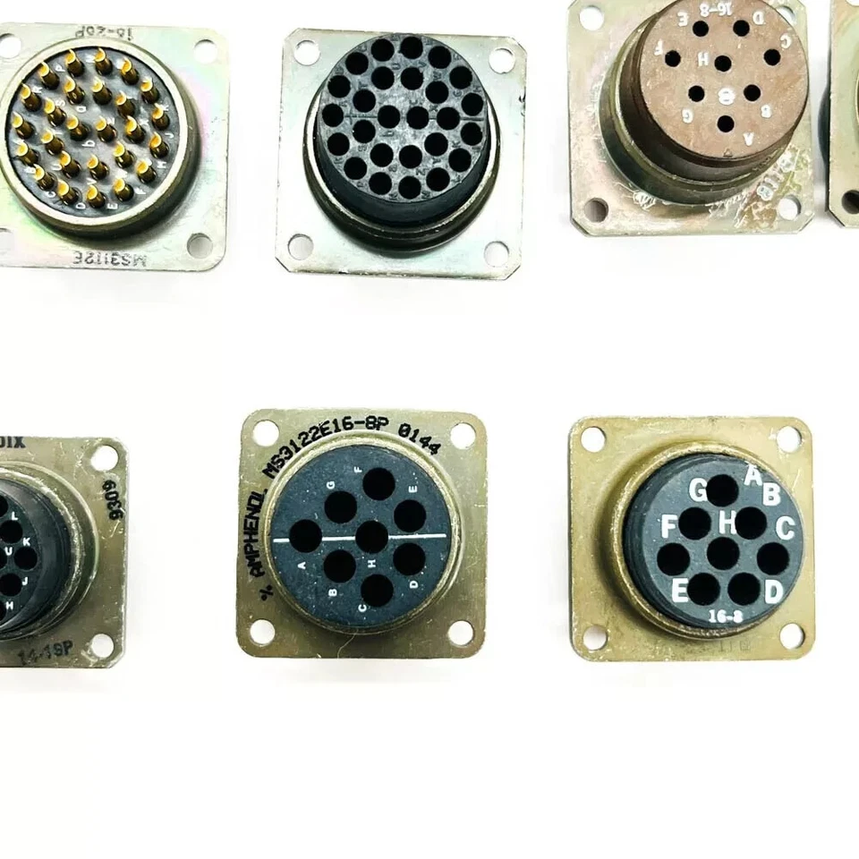 12 pcs Mixed Amphenol, Bendix ITT Circular MIL Spec Connector Receptacle Plug - Image 4 of 4