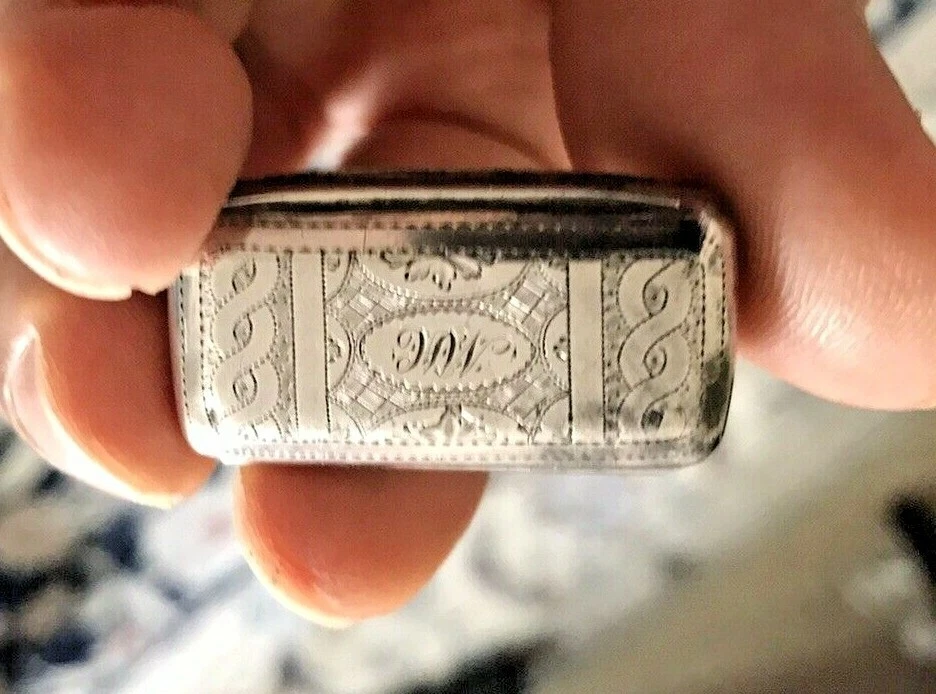 Magnífica vinagreta de plata George lll 1812 de William Simpson Birmingham  Foto 3 de 4