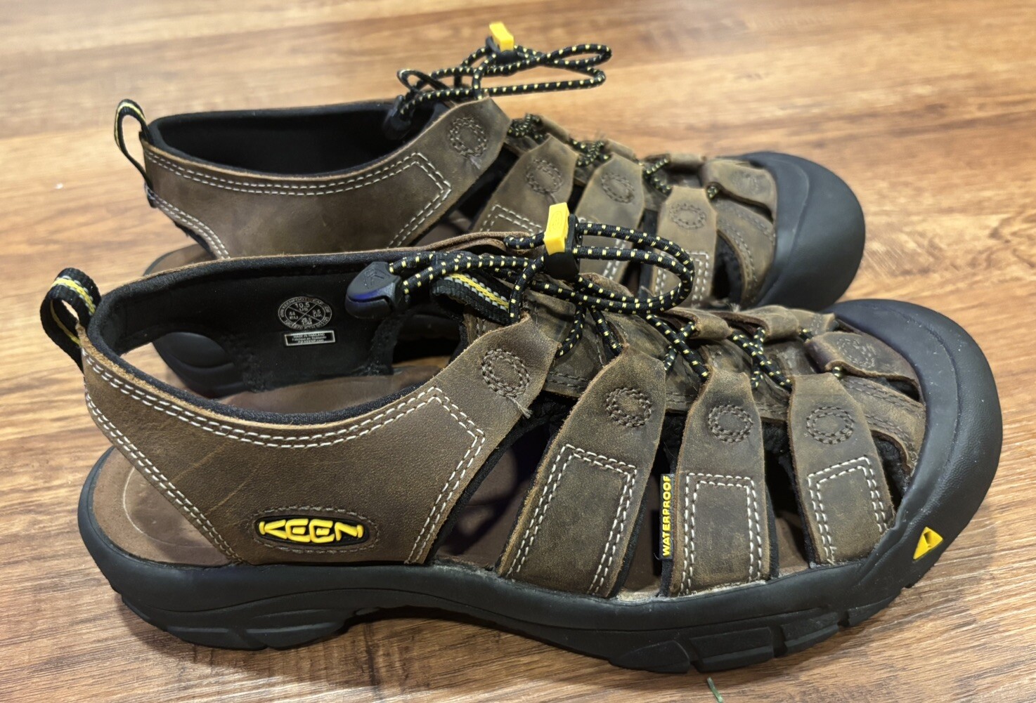 KEEN Newport sandali da trekking in pelle acqua uomo 10 5 1001870