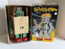 Smoking Spaceman Tin Robot. Vintage style Green TTT Reproduction. New Open Box