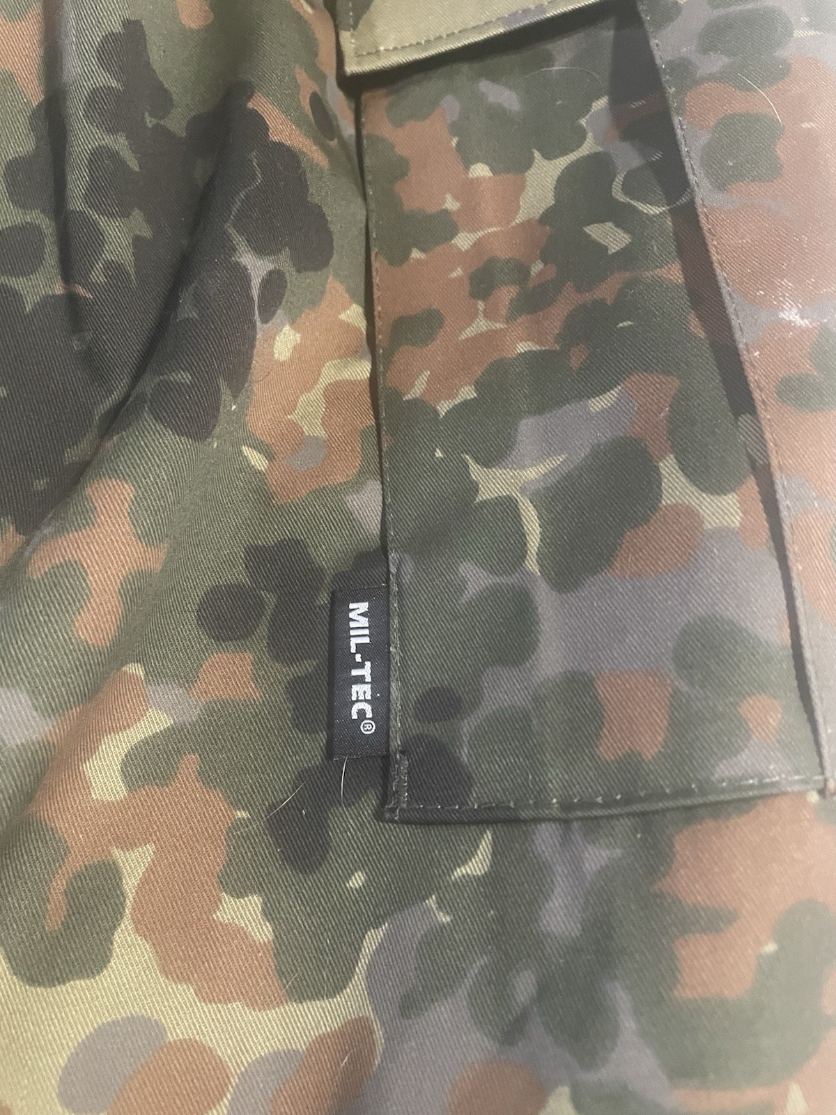 Mil-Tec Camouflage Cargo Pants Men's Size 5  XL NWT