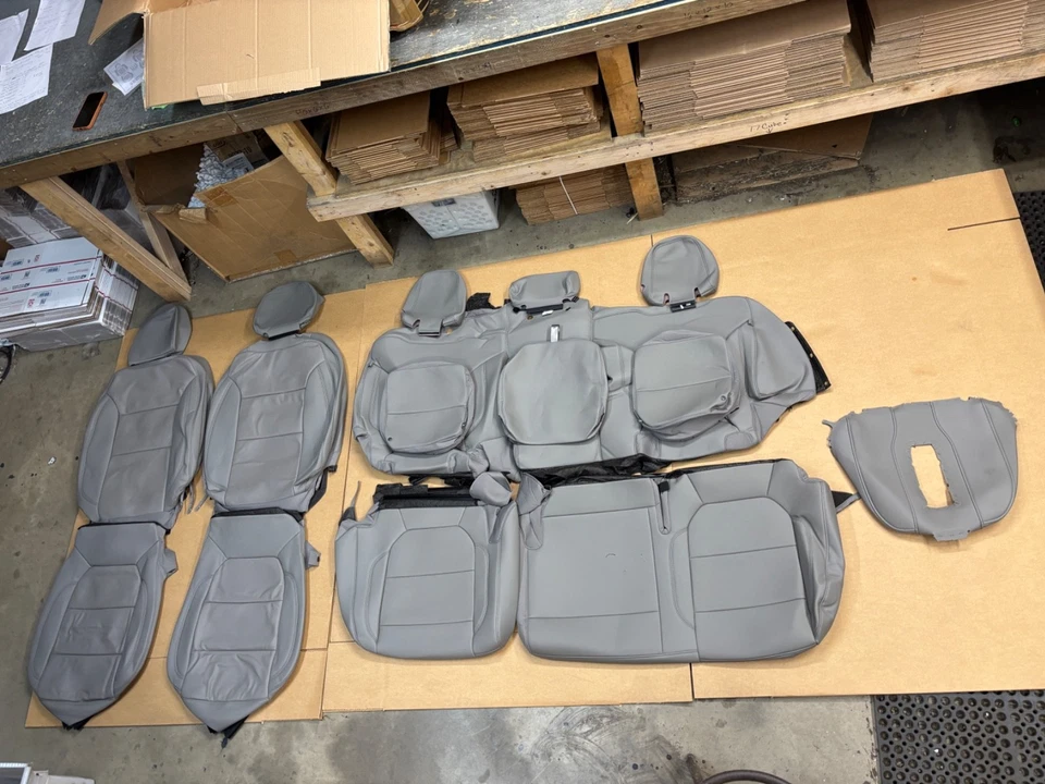 Tazones de asiento de cuero GM 19-21 OEM GMC SIERRA CHEVY SILVERADO 1500 DOBLE GRIS Foto 3 de 4