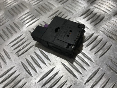 7700841235 Schalter Leuchtweitenregulierung Dimmer 6281 Renault S DE396197-69