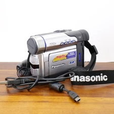 Panasonic PV-DV203D MiniDV Camcorder Digital Video Camera Excellent No Battery