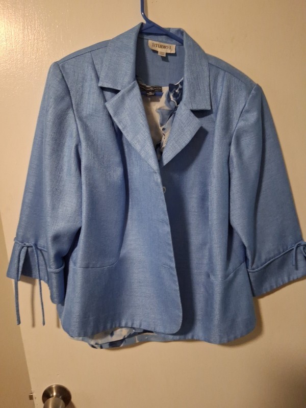Women's Jacket & Blouse Combo Outfit, Studio 1 Size 16W, American Living Size Xl