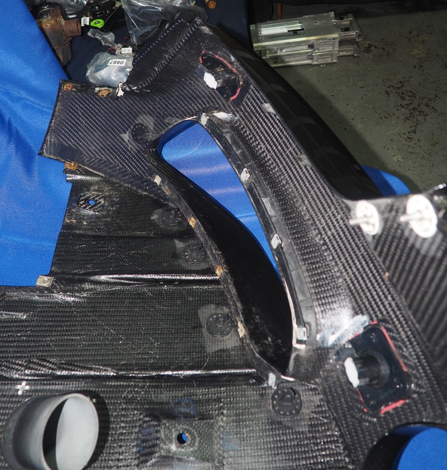 *DAMAGED* 2022-2026 Maserati MC20 MCPura Rear Bumper Diffuser OEM Carbon Fiber!