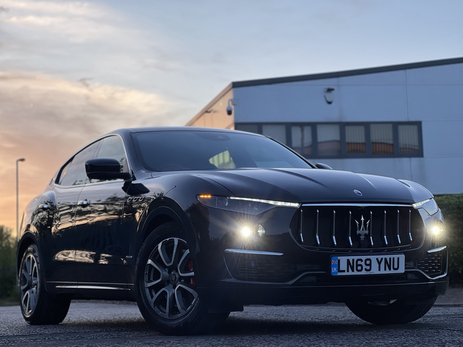 2019 Maserati Levante 3.0 V6 GranLusso ZF 4WD ULEZ FSH 25k Miles 2 Owner 2 Keys