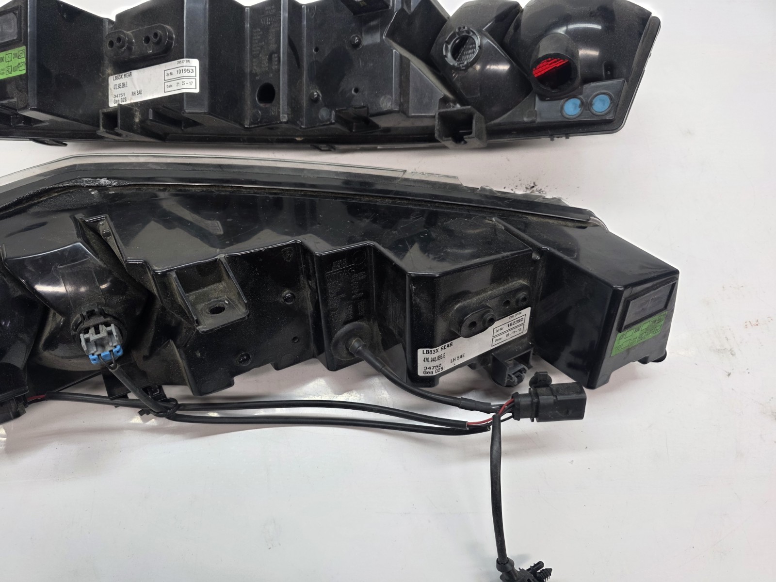 LAMBORGHINI AVENTADOR TAIL LIGHTS LEFT RIGHT OEM 470945096E 470945095E
