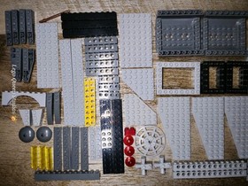 Lego 70816 Benny's Spaceship Incomplete