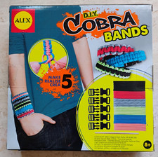 Alex Toys DIY Cobra Bands Craft Set 5 Bands ; 10 Nylon Paracords, 5 Buckles