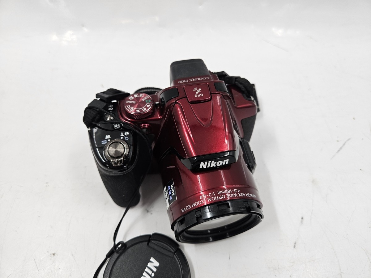 Nikon COOLPIX P520 Digital Camera 42XOptical Zoom - NO POWER - AS