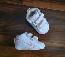 Vintage 1999 Nike Soft Sole Shoes Pink White Embroidered Swoosh Baby Girls 1c