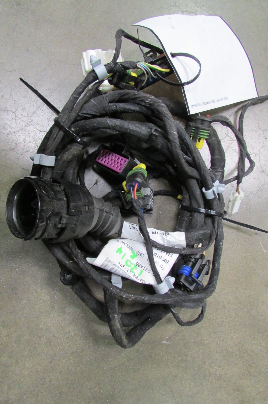 Maserati Granturismo, RH, Right Door Harness/ Cable, Used, P/N 231435