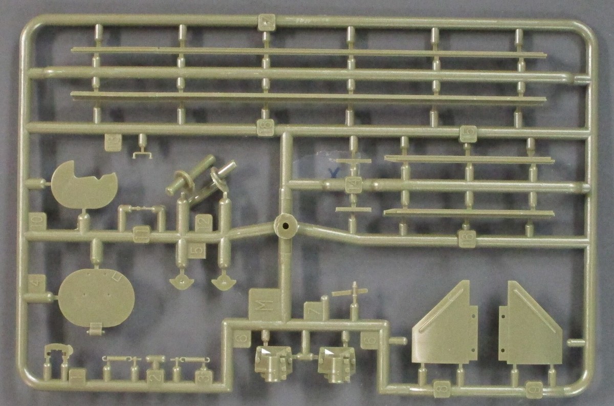 Asuka 1/35 US Medium Tank M4A3 (76)W - Parts Tree M from Kit No