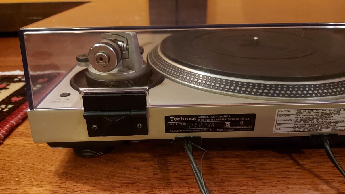 Uomini E Donne, Gianni Sperti In Camerino Prima Della Registrazione Ricominciamo 003968236 - Foto 6