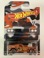 Hot Wheels 2015 Camouflage Series Rodger Dodger Blown Engine 66 Hot Wheels 2015 Camouflage Series Rodger Dodger Blown Engine 66