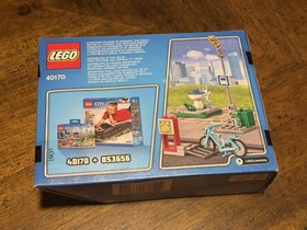 Lego City 40170  Build My City Accessory Set Bicycle Signs Stop Light Fountain