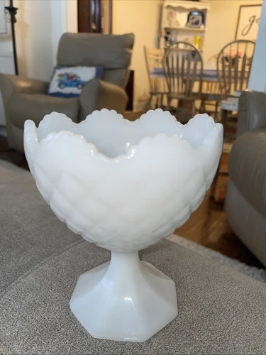 Vintage NAPCO Milk Glass Pedestal Compote/Candy Dish/Planter/Vase  #1185
