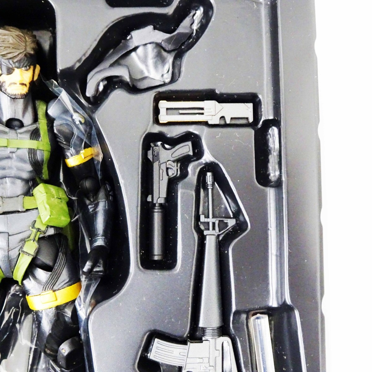 Revoltech Yamaguchi No.131 Metal Gear Solid Peace Walker SNAKE