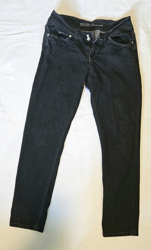Reflex Premium Jeans Women’s Size 11 Straight Leg Black Distressed w/Gem Accents