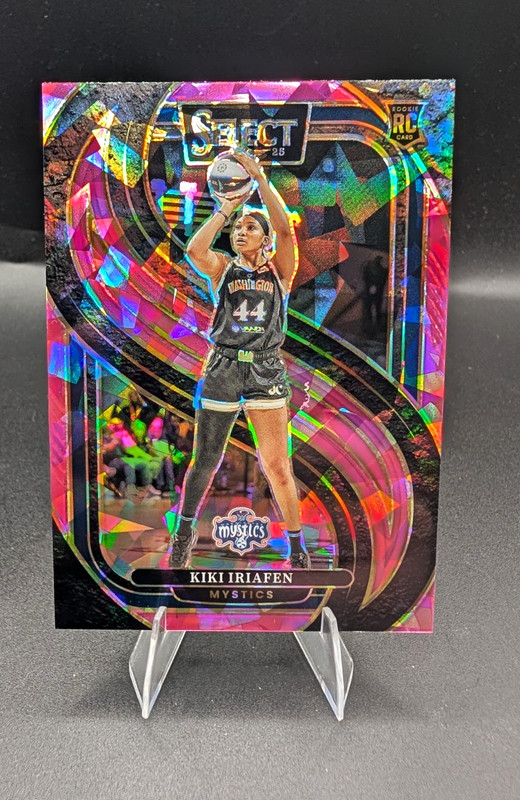 WNBA 2025 Panini Select - Kiki Iriafen Rookie Prizm Premier Level #102 Pink Ice