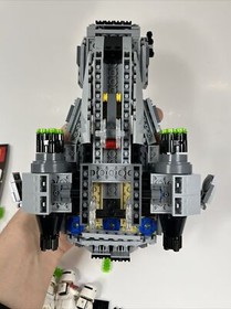 LEGO Star Wars: 75100 used with instructions for display incomplete as is