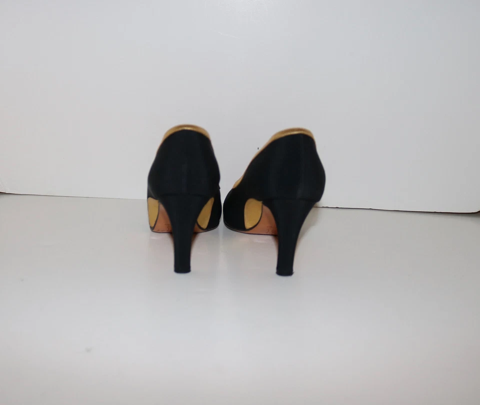 YVES SAINT LAURENT black crepe de chine and metallic gold shoes YSL 5.5 M - Image 4 of 4