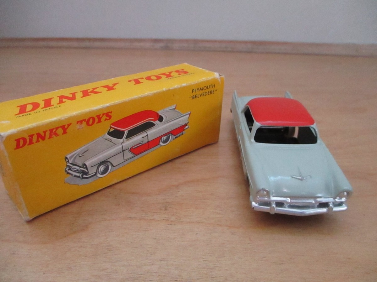 Dinky Toys Plymouth Belvédère N°24 D - Voiture Miniature Métal 1/43 - Bleue - Occasion