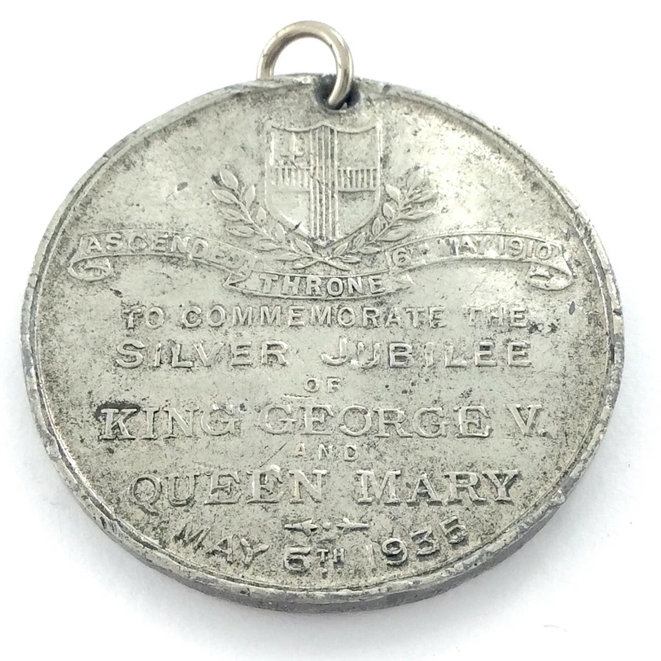 King George V 5th Fifth May 6 1935 Silver Jubilee Medal Pendant L276 - Image 4 of 4