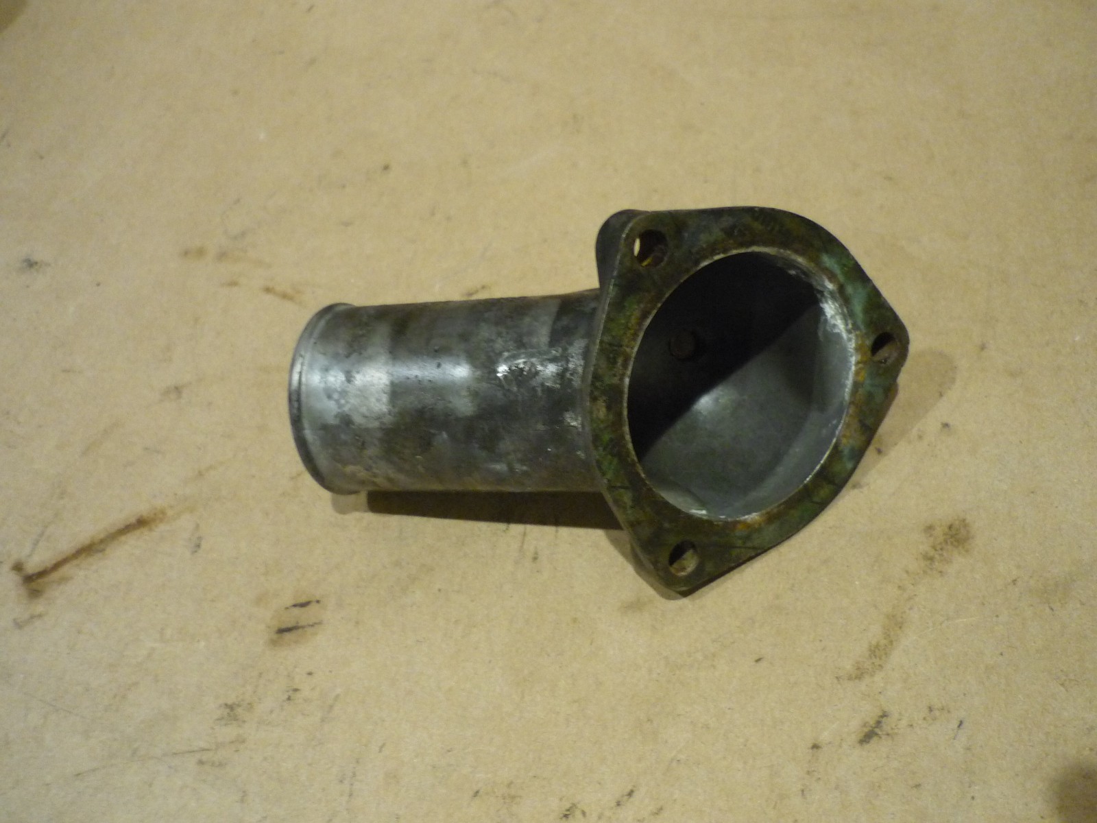 Ferrari 208,288,308,328,Mondial - Thermostat Top Housing (USED) P/N 105165