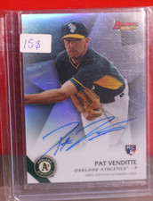 Pat Venditte Oakland Athletics Rookie Autographed Baseball Card 2015 Topps signe