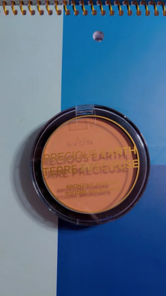 Avon Precious Wart Bronzing Powder 10.5 G Net Wt 0.37 oz New In Box - Image 2 of 3