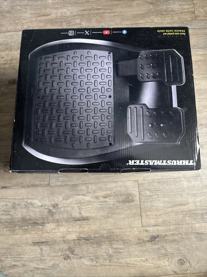 Thrustmaster Ferrari 458 Spider Racing Wheel for Xbox Series X|S+ONE Open Box - Image 3 of 3