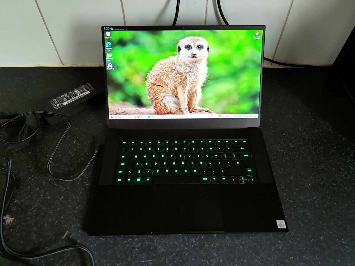 Razer Blade 15 300Hz RTX 2080 Super i7-10875H 16GB 1TB SSD Gaming Laptop