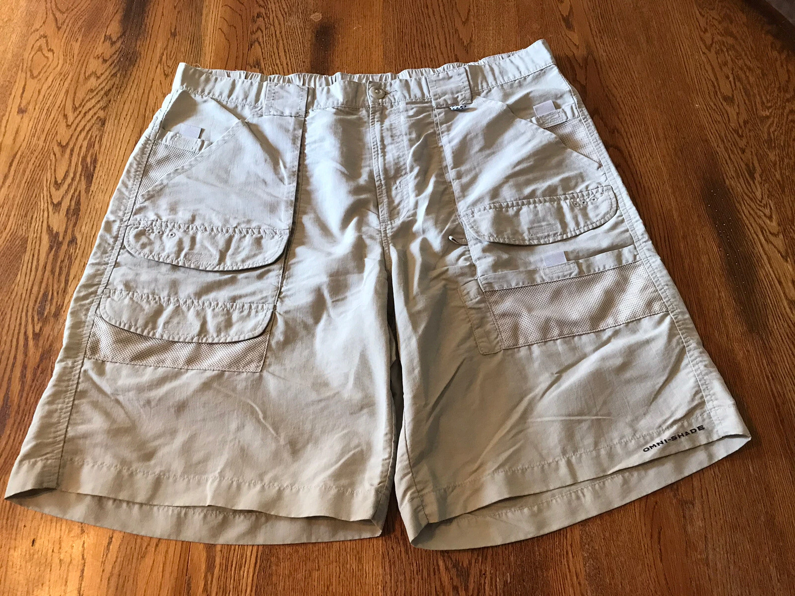 Columbia PFG Khaki Omni-Shade Fishing Shorts Men's Size 38 EUC!