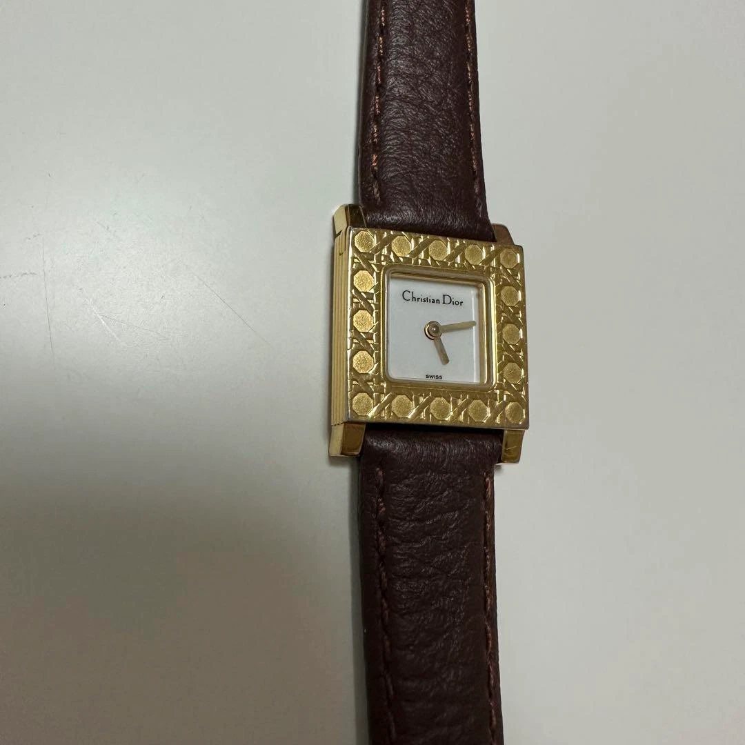Montre Femme Christian Dior D60 159 Boîtier Plaqué Or Quartz Occasion du Japon