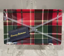 SET 6 Tommy Bahama Red & Green Tartan Plaid 8x5” Plates Appetizer Dessert Salad