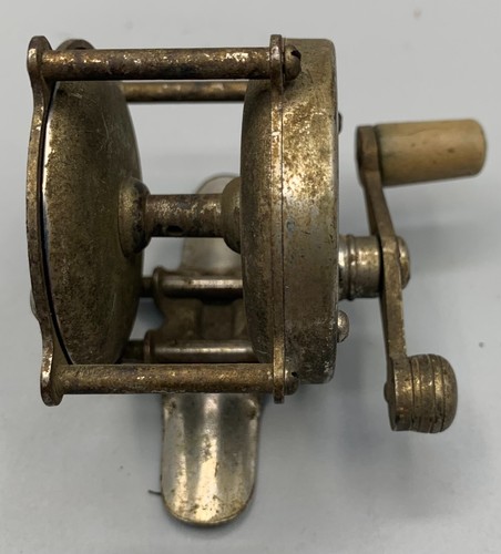 Raised Pillar 60 Vintage Reel - Picture 3 of 7