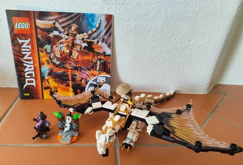 LEGO NINJAGO: Wus gefährlicher Drache (71718) VOLLSTÄNDIG!