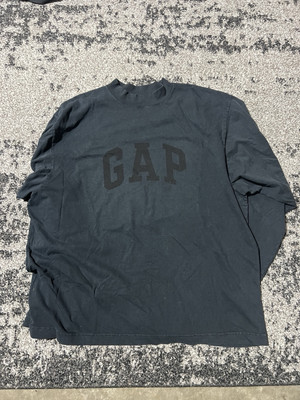 GAP Yeezy Men s 10A Dove Long Sleeve Shirt Size M (fits Like Xl-xxl)