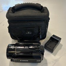 Canon Vixia HF S21 64GB AVCHD Camcorder w/Case/Battery/Charger - Tested/Working