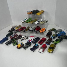 Hot Wheels Matchbox Maisto LOT Of 40 Diecast Cars Trucks Hot Rods Mainlines More