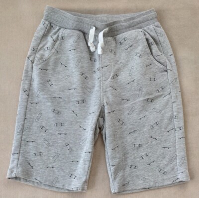 Jungen Sweat Shorts Sweatshorts Baumwolle Skateboard   Gr 140 / 146 TOP Zustand