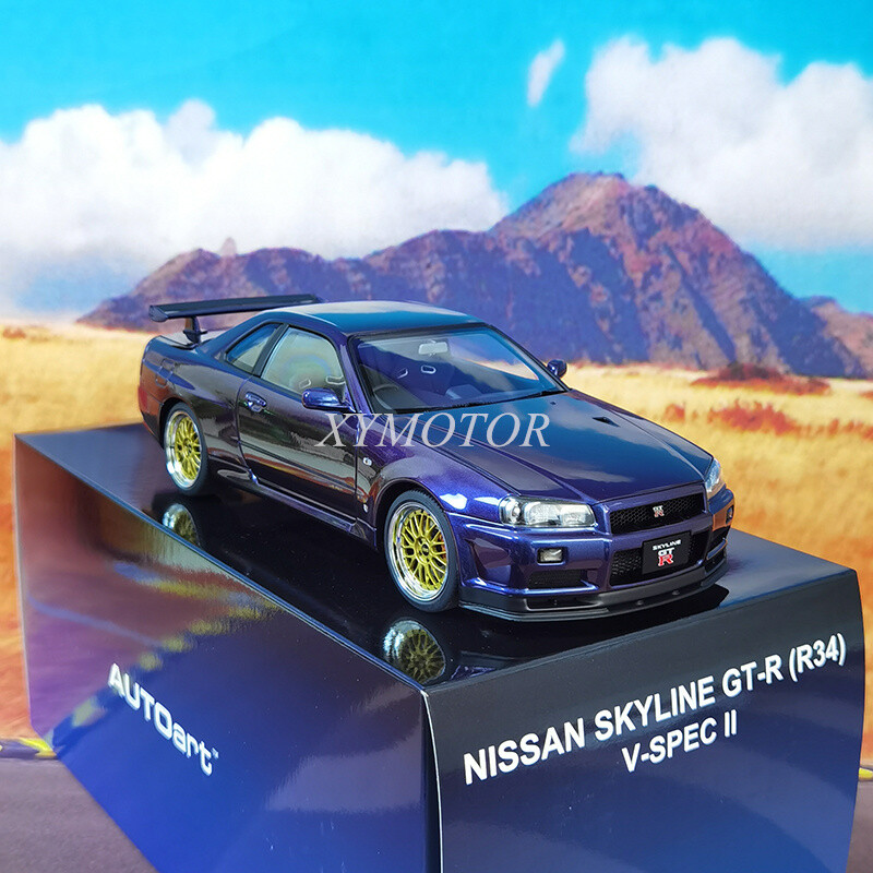AUTO art NISSAN SKYLINE GT-R V-SPEC Ⅱ AUTOart Nissan Skyline GT-R (R34) V-spec II (White Pearl