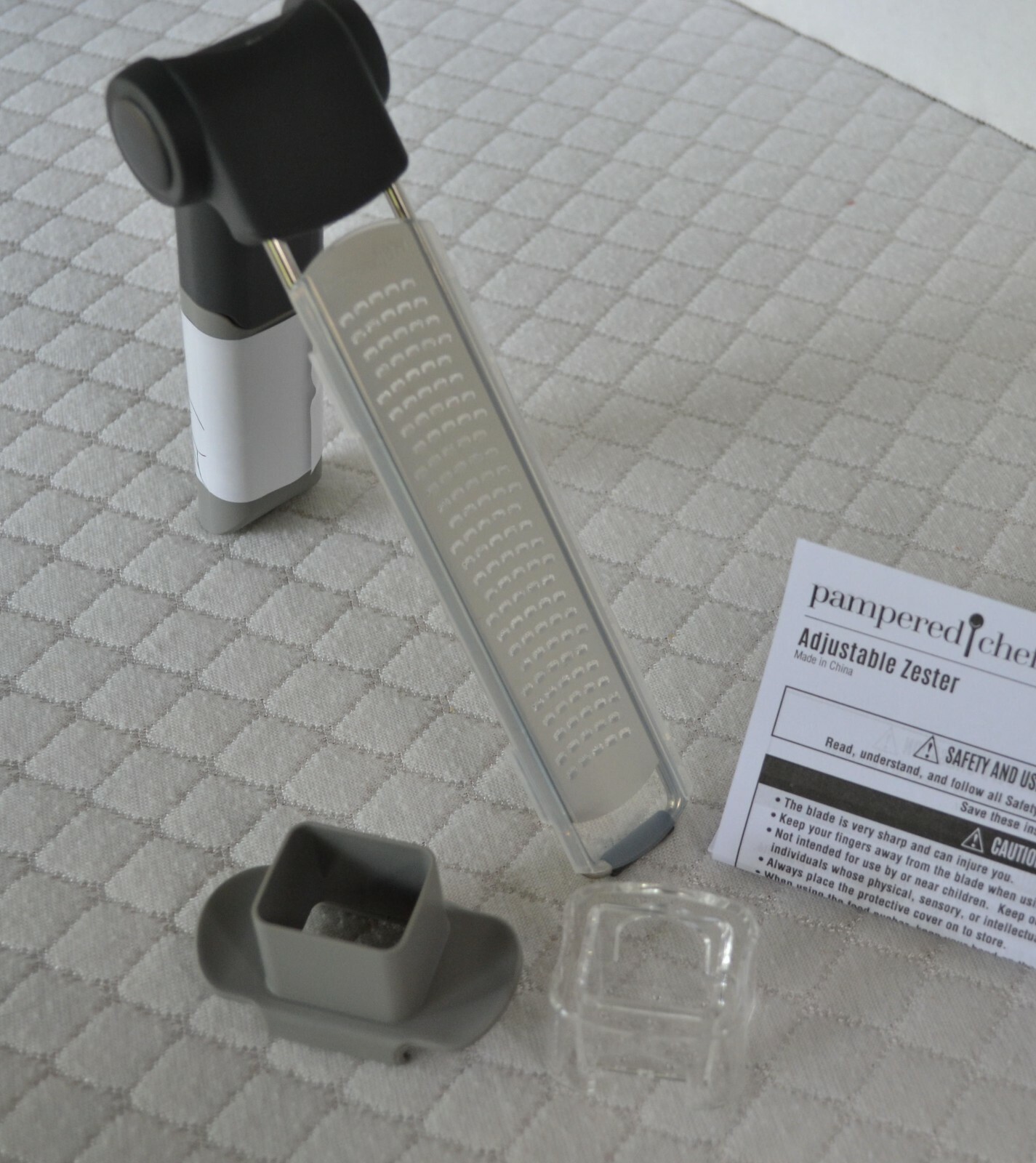 Pampered Chef NEW ADJUSTABLE ZESTER Tackles Lemon Peel, Nutmeg