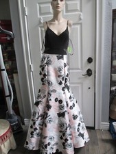 new WINDSOR BLACK/PINK women's junior floral long gown Sz 5 