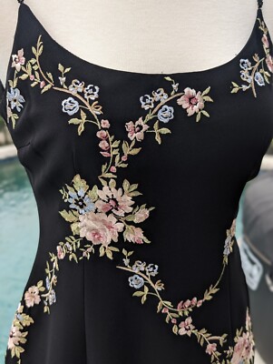 Maggy London Dress PARTY Bodycon Embroidered Flower Floral Womens Sz 4 |  eBay