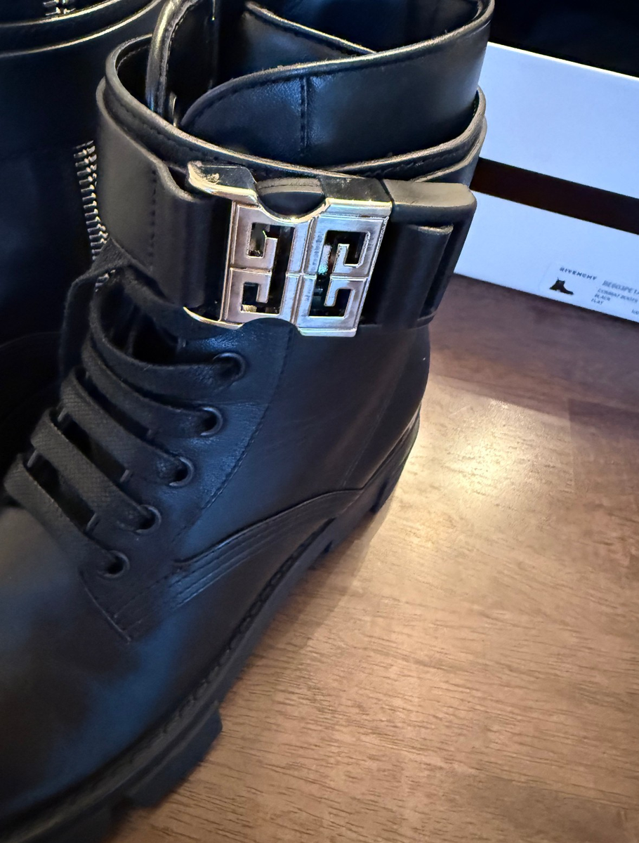 NEW Givenchy Terra 4G Buckle Combat Boot Size 36EU Lug Sole Black