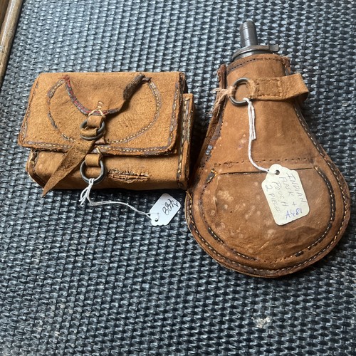 RARE Handmade Antique Indian Leather Flask And Pouch A481/488 (Estate Militaria)