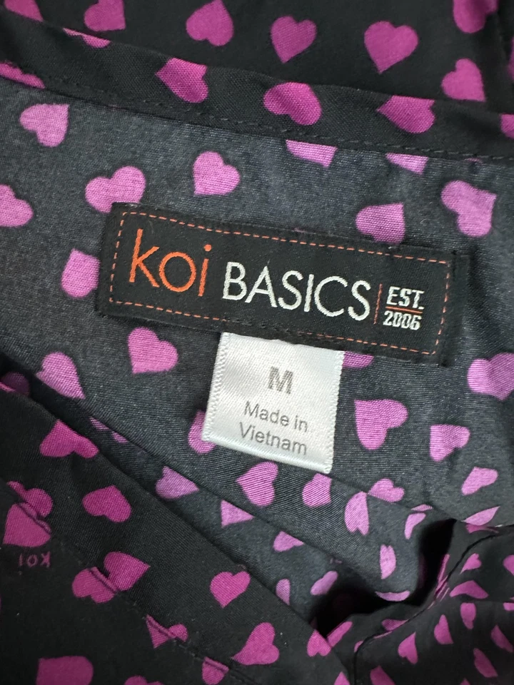 Koi Basics Scrub Top Womens Medium Black Pink Heart Print V Neck Pockets - Image 3 of 4
